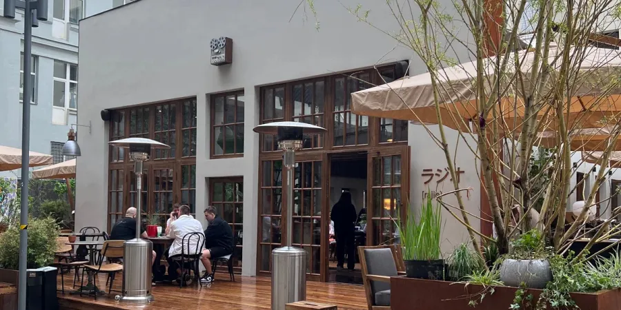 Ресторан Radio Greenhouse, г. Москва, ул. 2-я Бауманская, д. 9/23 с3